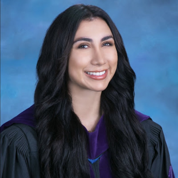 Meet your Posher, Carina - Picture 1 of 1